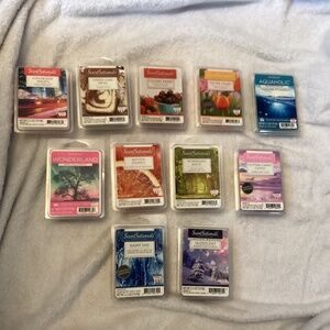NEW LOT of 11 ScentSationals Scented Wax Cubes